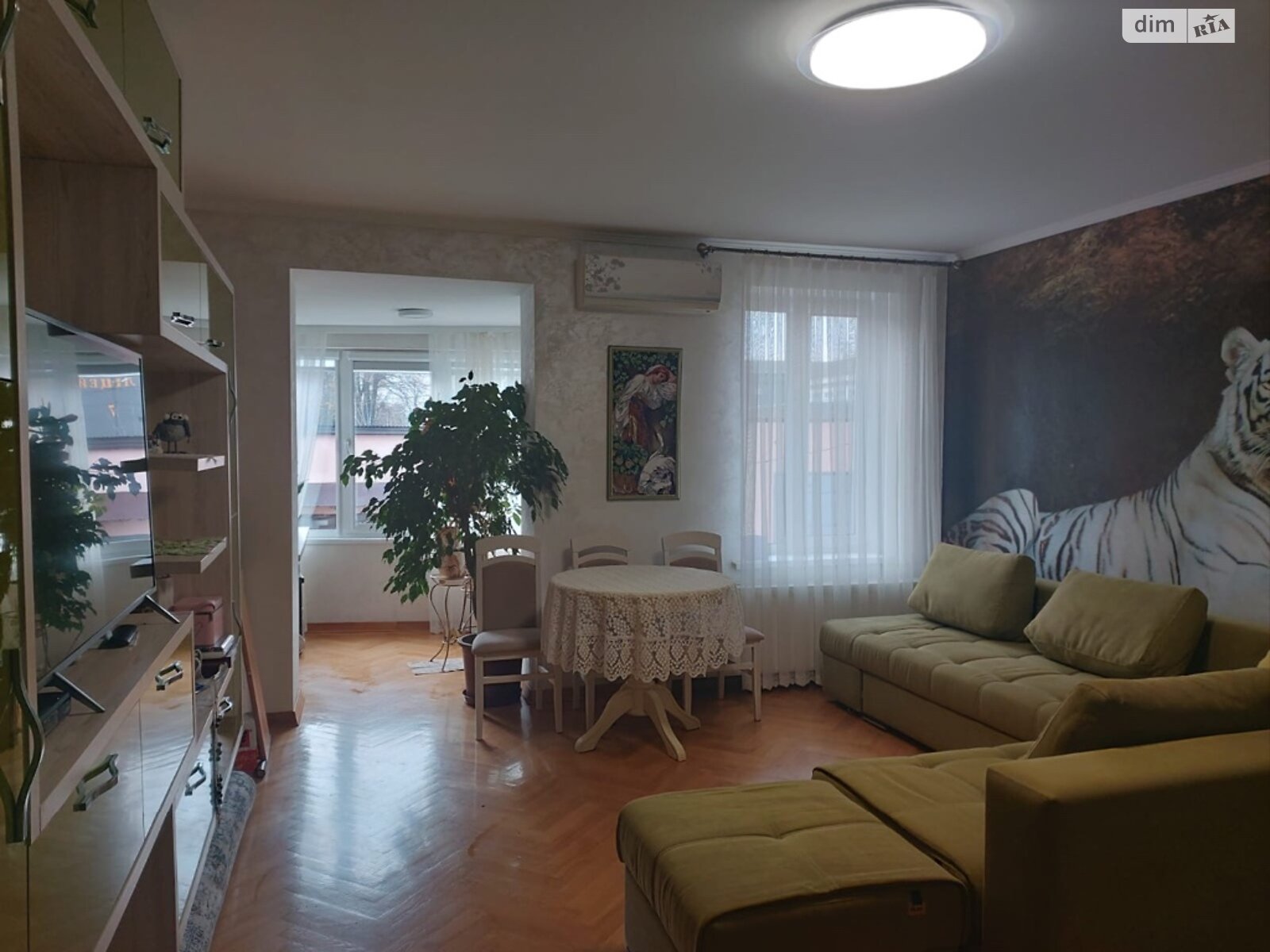 Продажа трехкомнатной квартиры в Черновцах, на ул. Корнея Толстюка 8А, фото 1 Продажа трехкомнатной квартиры в Черновцах, на ул. Корнея Толстюка 8А, фото 1
