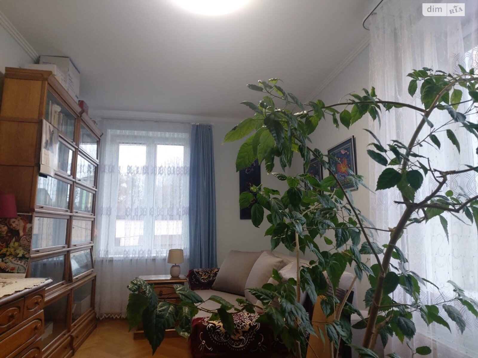 Продажа трехкомнатной квартиры в Черновцах, на ул. Корнея Толстюка 8А, фото 1 Продажа трехкомнатной квартиры в Черновцах, на ул. Корнея Толстюка 8А, фото 1