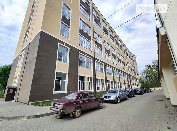 Продаж трикімнатної квартири в Чернівцях на вул. Прутська 29б район Гагаріна фото 1 Продаж трикімнатної квартири в Чернівцях на вул. Прутська 29б район Гагаріна фото 1