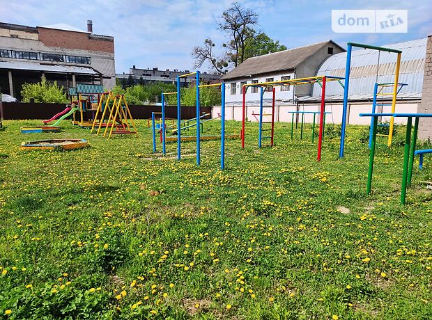 Продаж трикімнатної квартири в Чернівцях на вул. Прутська 29б район Гагаріна фото 1 Продаж трикімнатної квартири в Чернівцях на вул. Прутська 29б район Гагаріна фото 1
