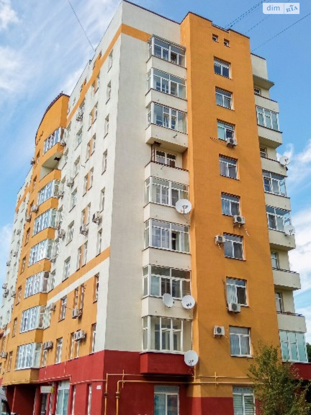 Продаж трикімнатної квартири в Чернівцях, на вул. Пилипа Орлика 2А, район Героїв Майдану фото 1
