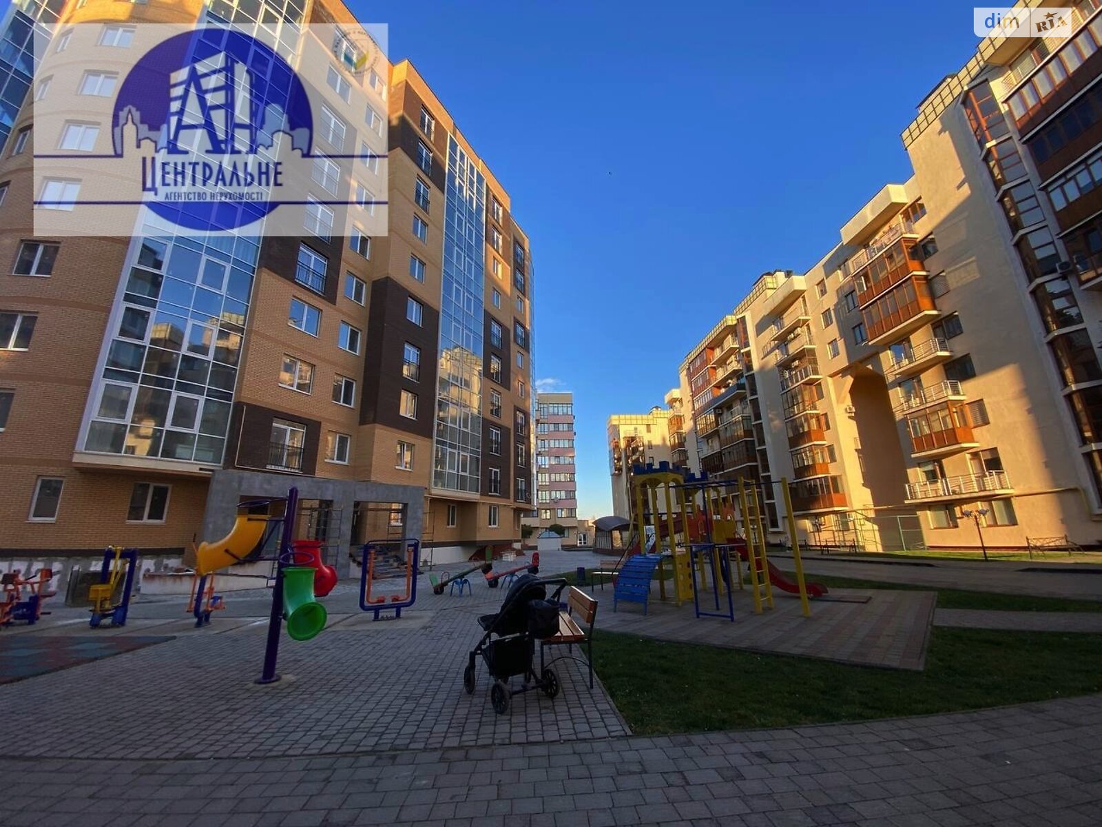 Продаж двокімнатної квартири в Чернівцях, на вул. Герцена 91, кв. 44, фото 1