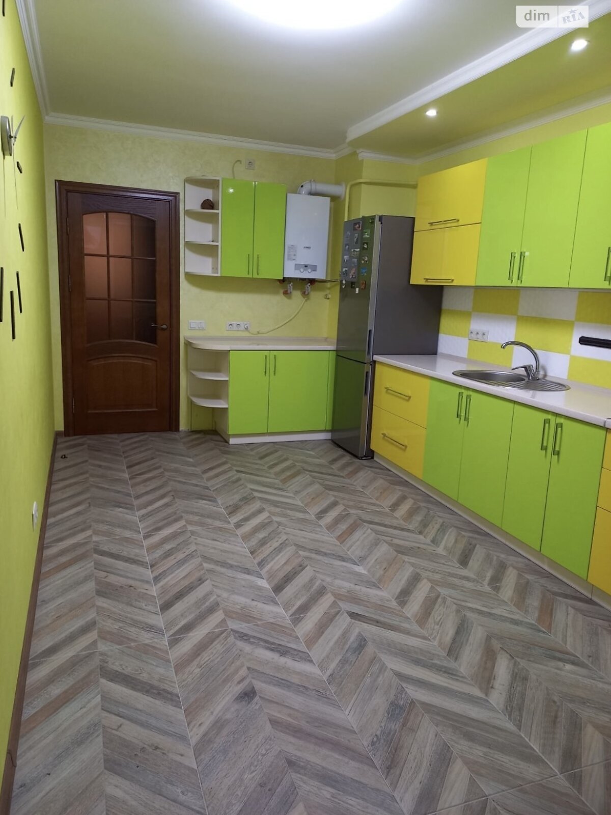 Продажа двухкомнатной квартиры в Черновцах, на ул. Главная 216Б, фото 1