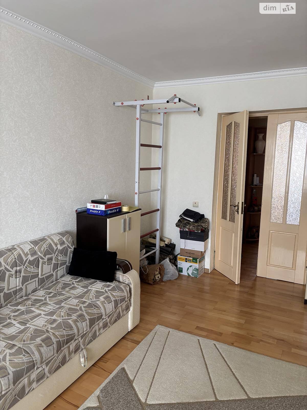 Продажа трехкомнатной квартиры в Черновцах, на ул. Главная, фото 1 Продажа трехкомнатной квартиры в Черновцах, на ул. Главная, фото 1