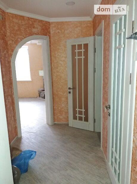 Продажа трехкомнатной квартиры в Черновцах, на ул. Авиационная 3 район Главный фото 1 Продажа трехкомнатной квартиры в Черновцах, на ул. Авиационная 3 район Главный фото 1