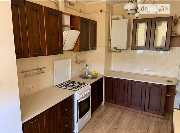 Продажа двухкомнатной квартиры в Черновцах, на ул. Главная район Главный фото 1 Продажа двухкомнатной квартиры в Черновцах, на ул. Главная район Главный фото 1
