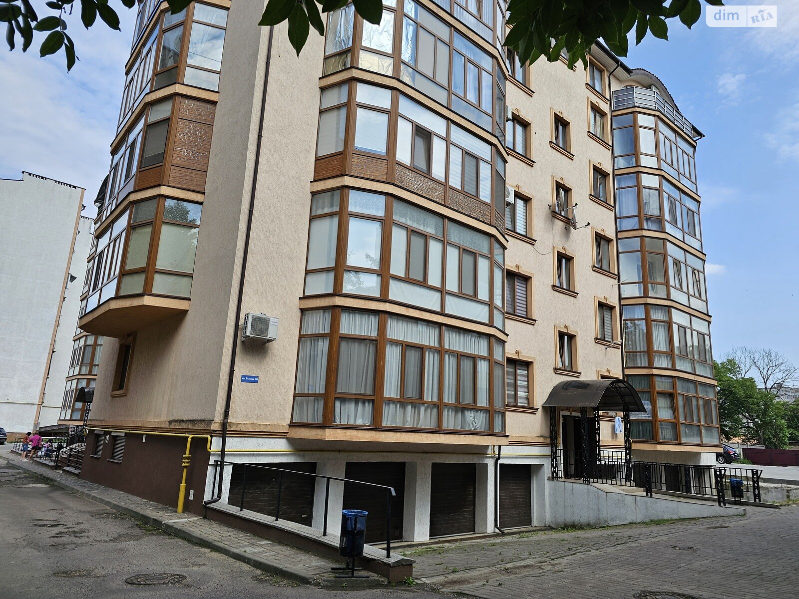 Продажа двухкомнатной квартиры в Черновцах, на ул. Главная 196, фото 1 Продажа двухкомнатной квартиры в Черновцах, на ул. Главная 196, фото 1