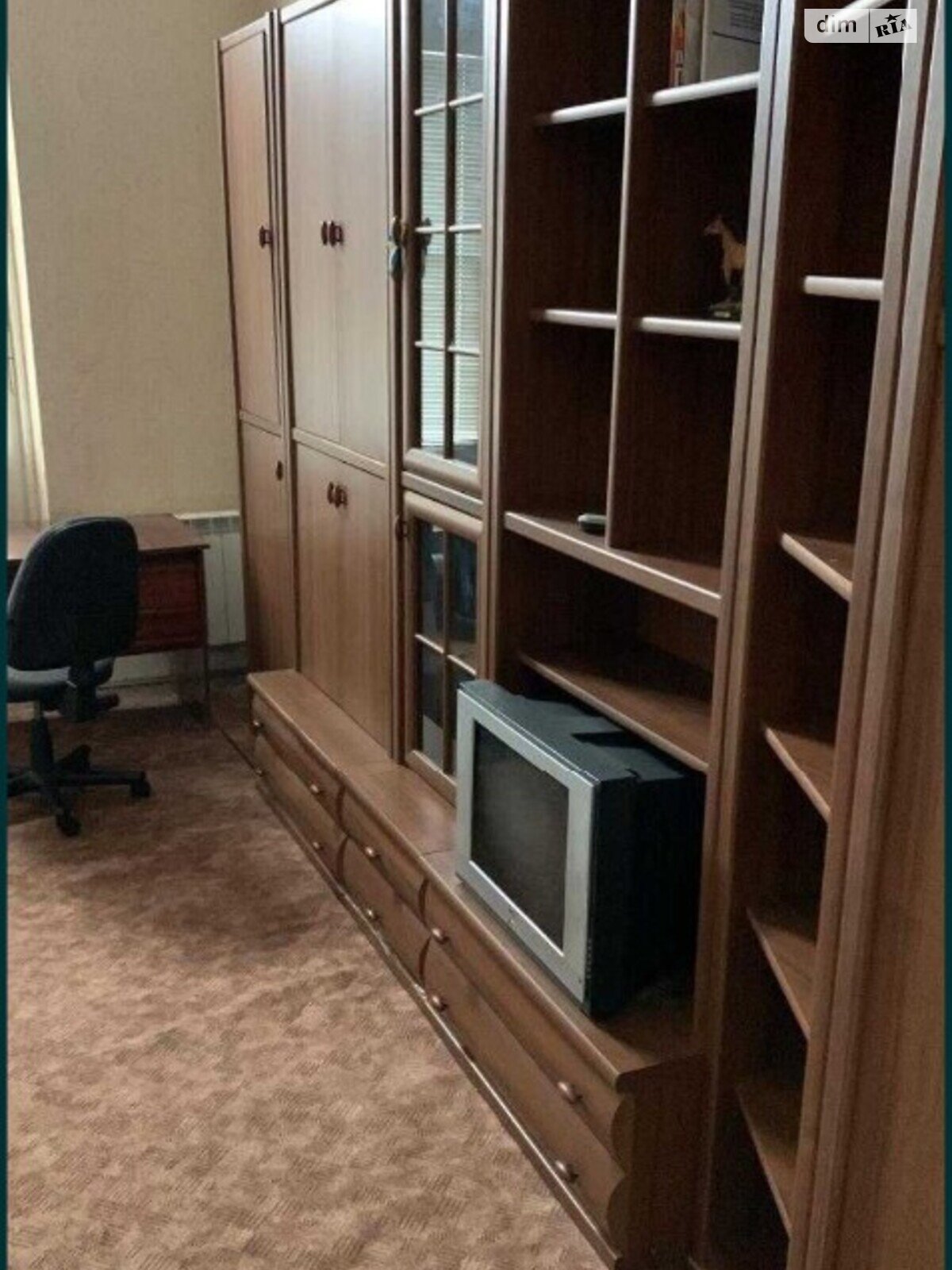 Продажа двухкомнатной квартиры в Черновцах, на ул. Русская 17, фото 1 Продажа двухкомнатной квартиры в Черновцах, на ул. Русская 17, фото 1