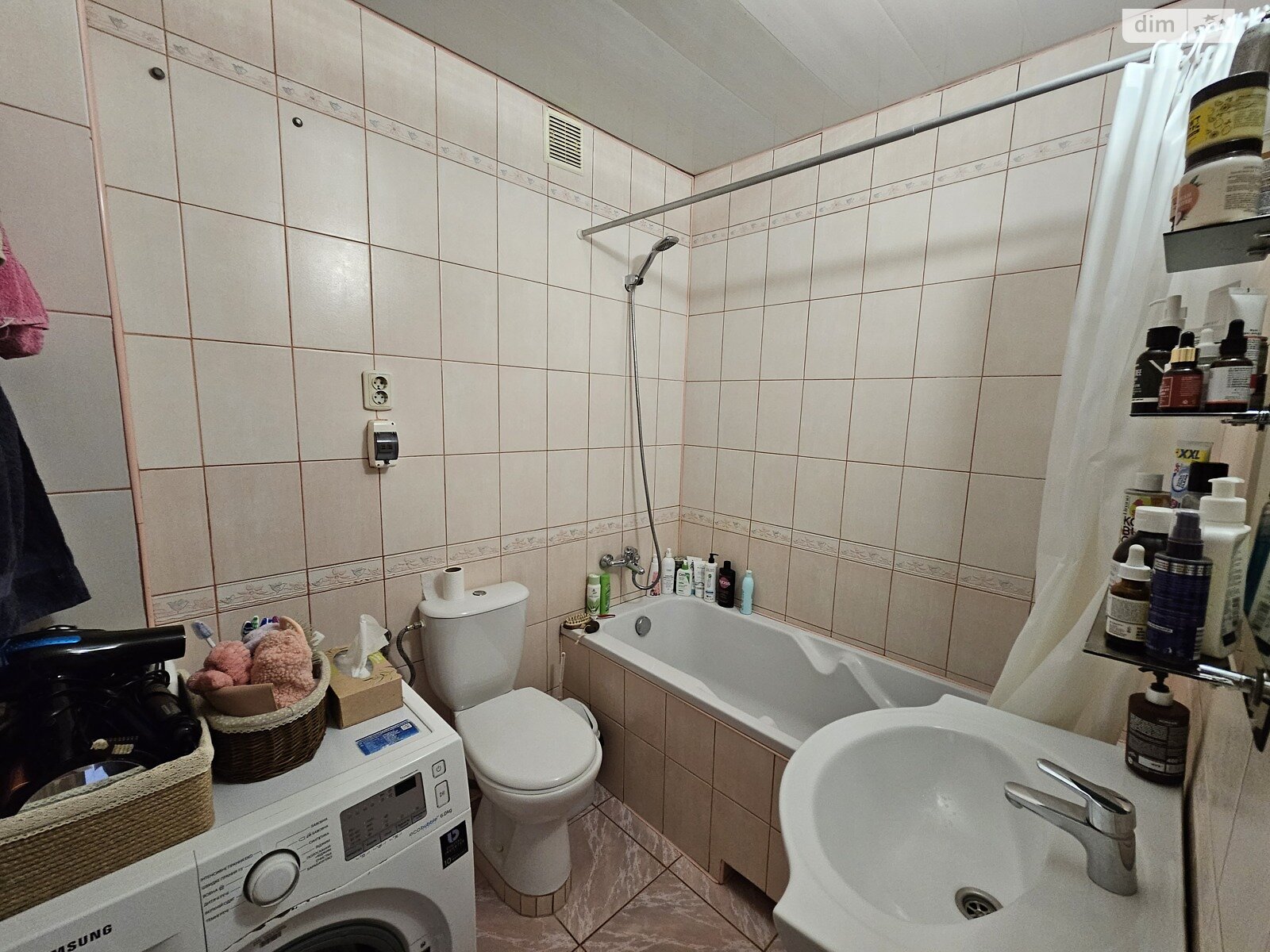 Продажа четырехкомнатной квартиры в Черновцах, на пер. Щербанюк Александра 43, фото 1 Продажа четырехкомнатной квартиры в Черновцах, на пер. Щербанюк Александра 43, фото 1