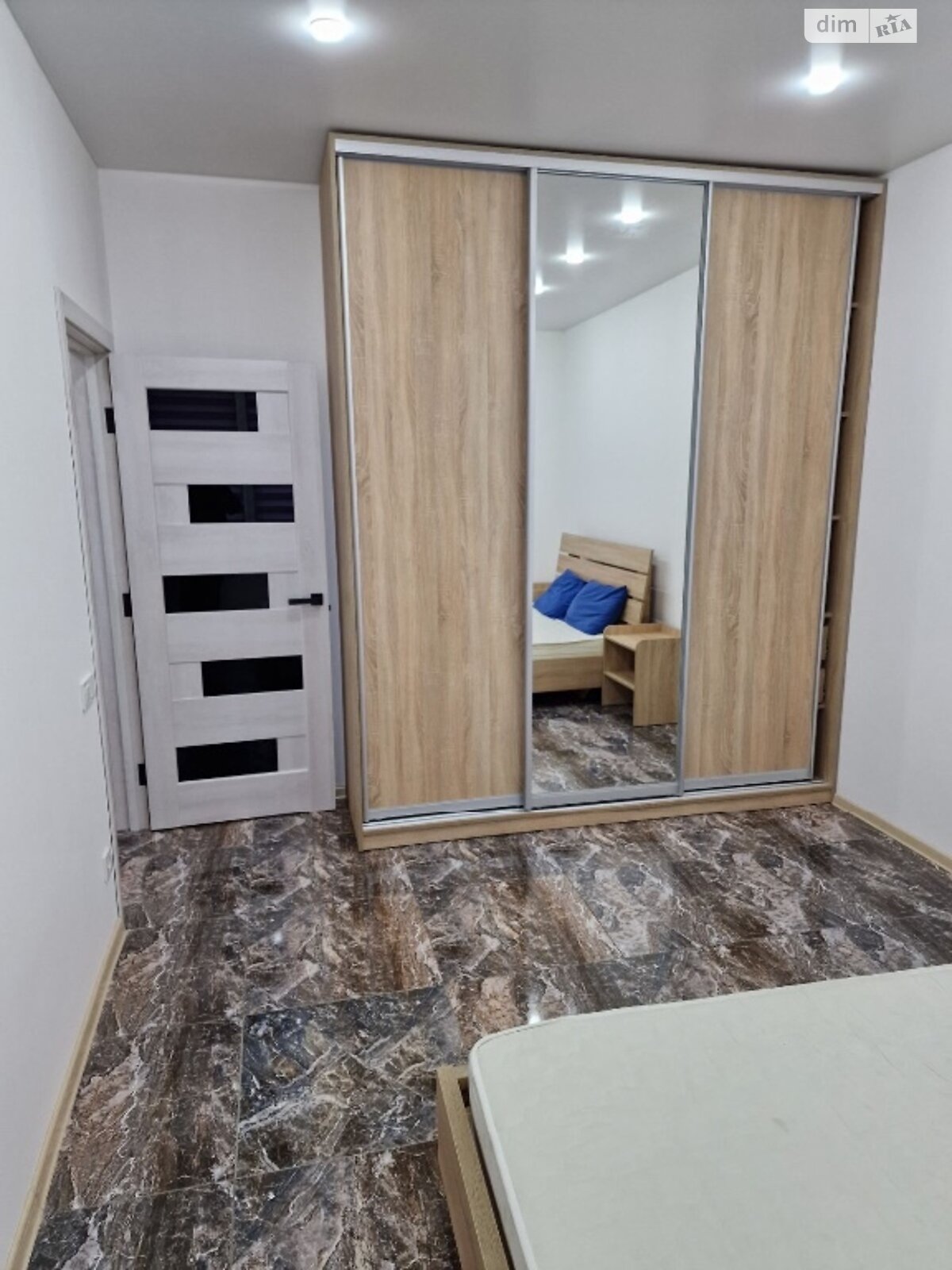 Продажа однокомнатной квартиры в Черновцах, на ул. Тургенева Ивана 17, фото 1 Продажа однокомнатной квартиры в Черновцах, на ул. Тургенева Ивана 17, фото 1