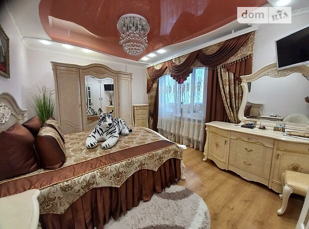 Продажа двухкомнатной квартиры в Черновцах, на ул. Русская, район Гравитон фото 1 Продажа двухкомнатной квартиры в Черновцах, на ул. Русская, район Гравитон фото 1