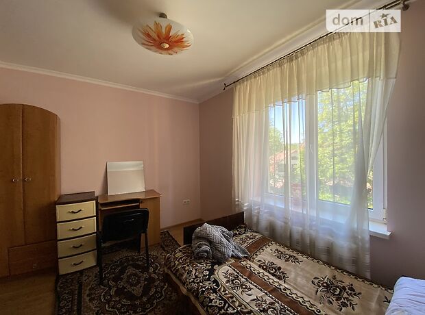 Продажа трехкомнатной квартиры в Черновцах, на ул. Узбекская район Каличанка фото 1 Продажа трехкомнатной квартиры в Черновцах, на ул. Узбекская район Каличанка фото 1
