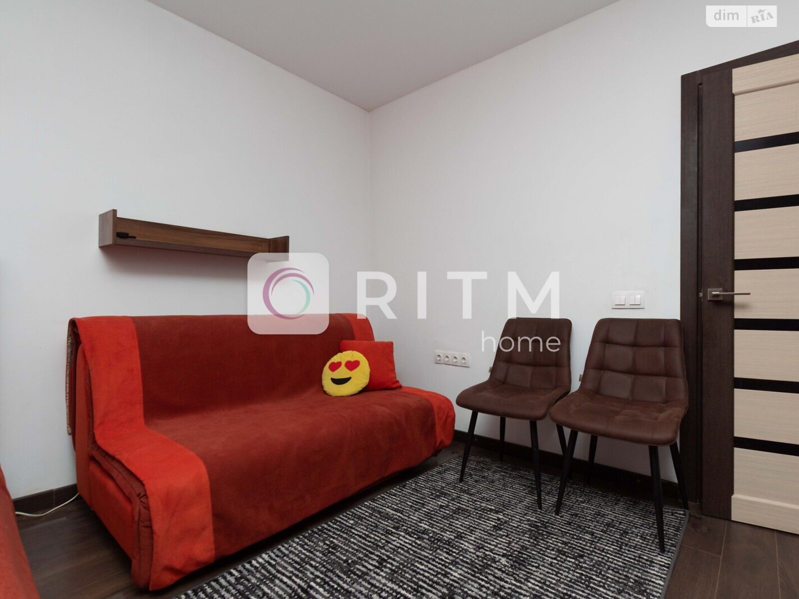 Продажа трехкомнатной квартиры в Черновцах, на пер. Смотрицкий, район Кемпинг фото 1 Продажа трехкомнатной квартиры в Черновцах, на пер. Смотрицкий, район Кемпинг фото 1
