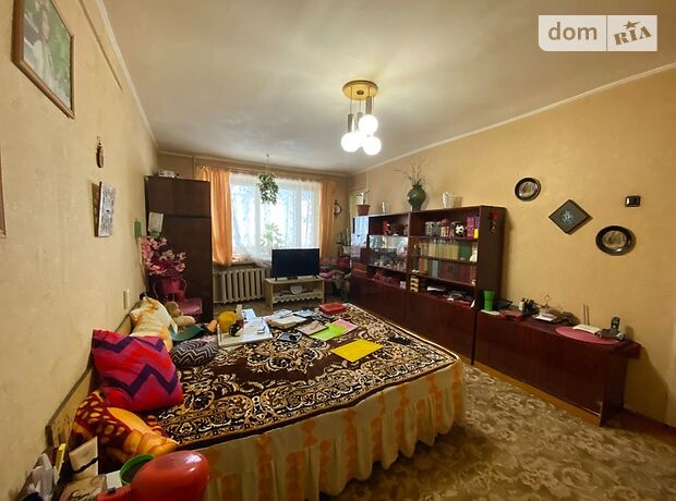 Продаж двокімнатної квартири в Чернівцях на вул. Комарова Володимира 40, кв. 185, район Комарова-Красноармійська фото 1 Продаж двокімнатної квартири в Чернівцях на вул. Комарова Володимира 40, кв. 185, район Комарова-Красноармійська фото 1