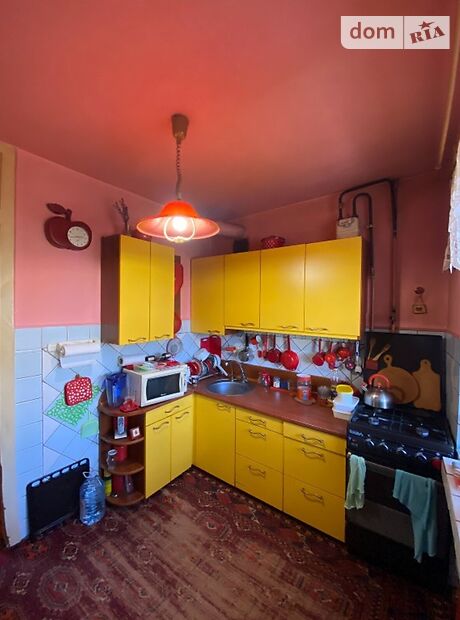Продаж двокімнатної квартири в Чернівцях на вул. Комарова Володимира 40, кв. 185, район Комарова-Красноармійська фото 1 Продаж двокімнатної квартири в Чернівцях на вул. Комарова Володимира 40, кв. 185, район Комарова-Красноармійська фото 1