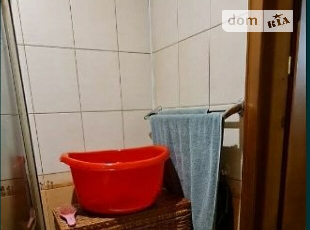 Продаж двокімнатної квартири в Чернівцях на вул. Комарова Володимира 14 район Комарова-Красноармійська фото 1 Продаж двокімнатної квартири в Чернівцях на вул. Комарова Володимира 14 район Комарова-Красноармійська фото 1