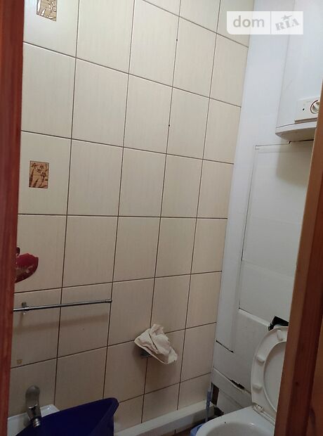 Продаж чотирикімнатної квартири в Чернівцях на вул. Комарова Володимира район Комарова-Красноармійська фото 1 Продаж чотирикімнатної квартири в Чернівцях на вул. Комарова Володимира район Комарова-Красноармійська фото 1