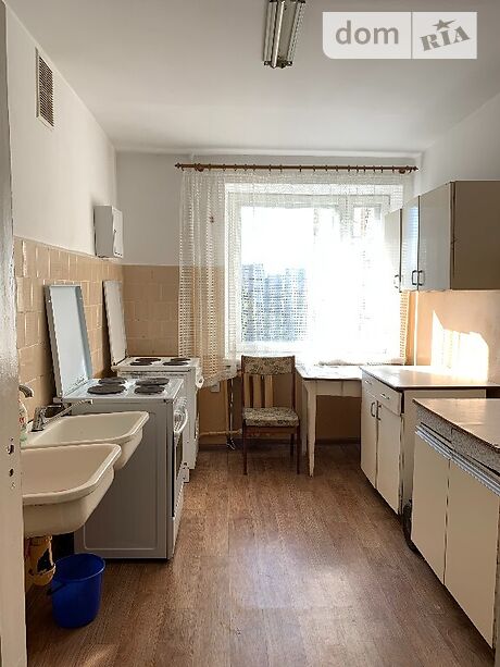 Продаж двокімнатної квартири в Чернівцях на вул. Комарова Володимира район Комарова-Красноармійська фото 1 Продаж двокімнатної квартири в Чернівцях на вул. Комарова Володимира район Комарова-Красноармійська фото 1