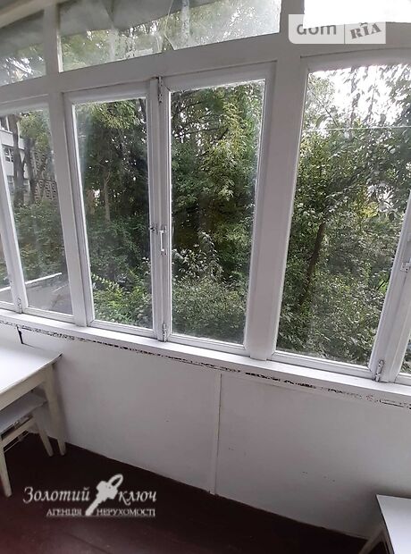 Продаж трикімнатної квартири в Чернівцях на вул. Комарова Володимира 11 район Комарова-Красноармійська фото 1 Продаж трикімнатної квартири в Чернівцях на вул. Комарова Володимира 11 район Комарова-Красноармійська фото 1