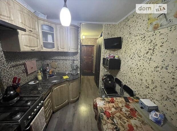 Продаж двокімнатної квартири в Чернівцях на вул. Комарова Володимира район Комарова-Красноармійська фото 1 Продаж двокімнатної квартири в Чернівцях на вул. Комарова Володимира район Комарова-Красноармійська фото 1