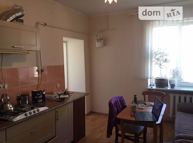 Продажа однокомнатной квартиры в Черновцах, на ул. Героев Майдана 55, район Комарова-Красноармейская фото 1