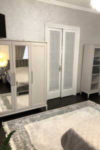 Продаж чотирикімнатної квартири в Чернівцях, на вул. Кордуби Мирона, фото 2