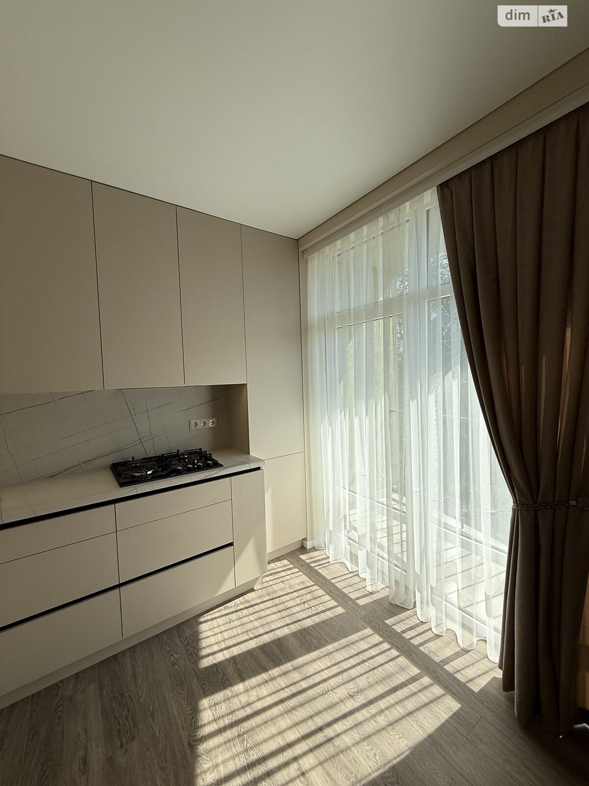 Продаж однокімнатної квартири в Чернівцях, на вул. Лева Когута 18, фото 1