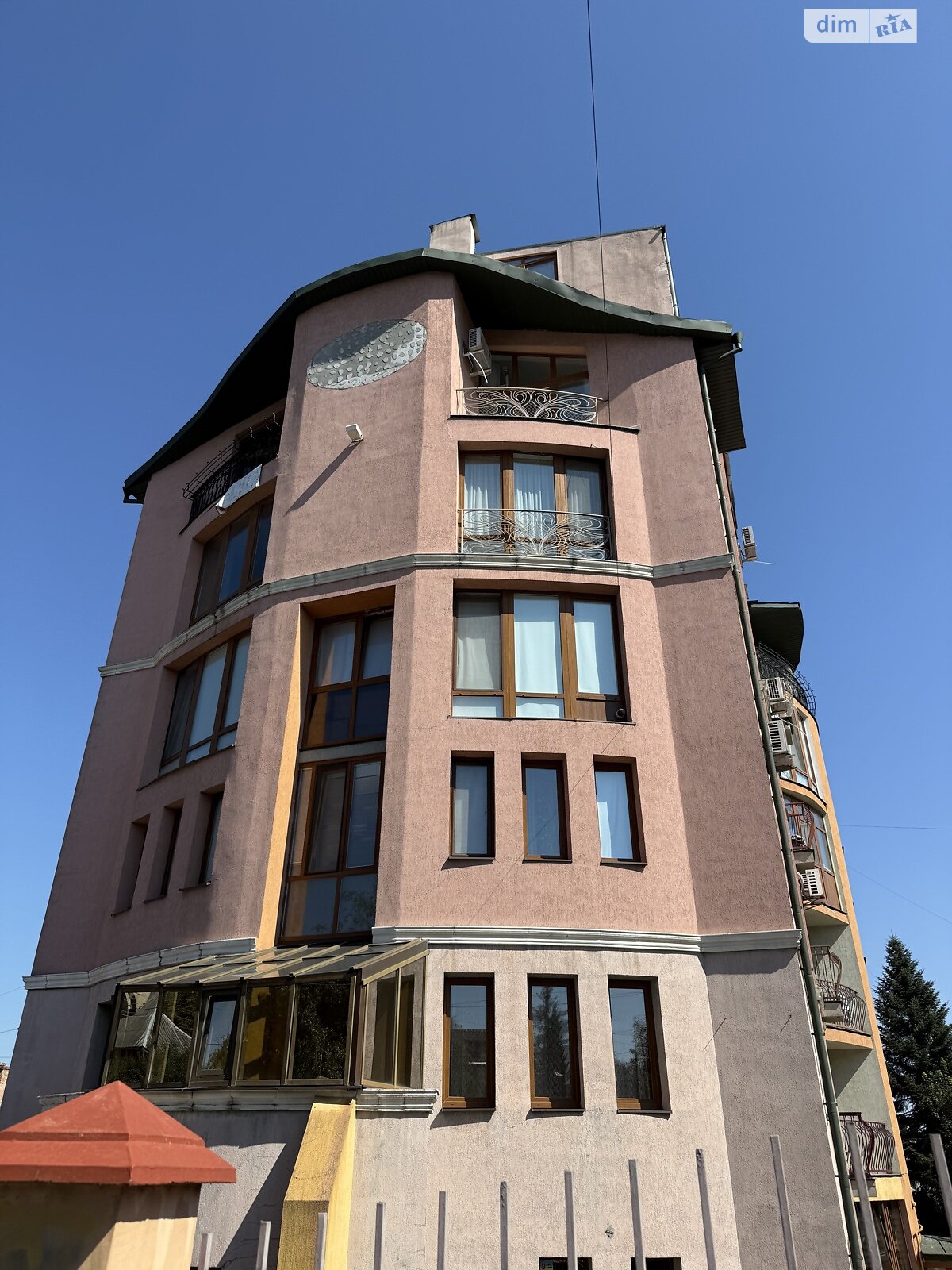 Продаж однокімнатної квартири в Чернівцях, на вул. Лева Когута 18, фото 1