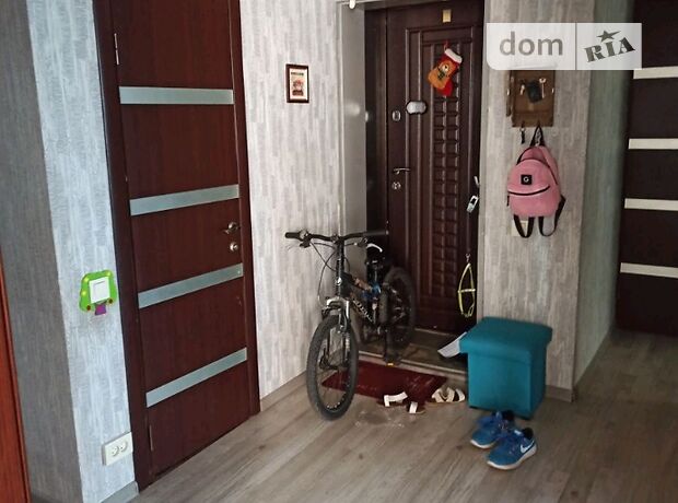 Продаж чотирикімнатної квартири в Чернівцях, на вул. Південно-Кільцева, район П.-Кільцева фото 1 Продаж чотирикімнатної квартири в Чернівцях, на вул. Південно-Кільцева, район П.-Кільцева фото 1