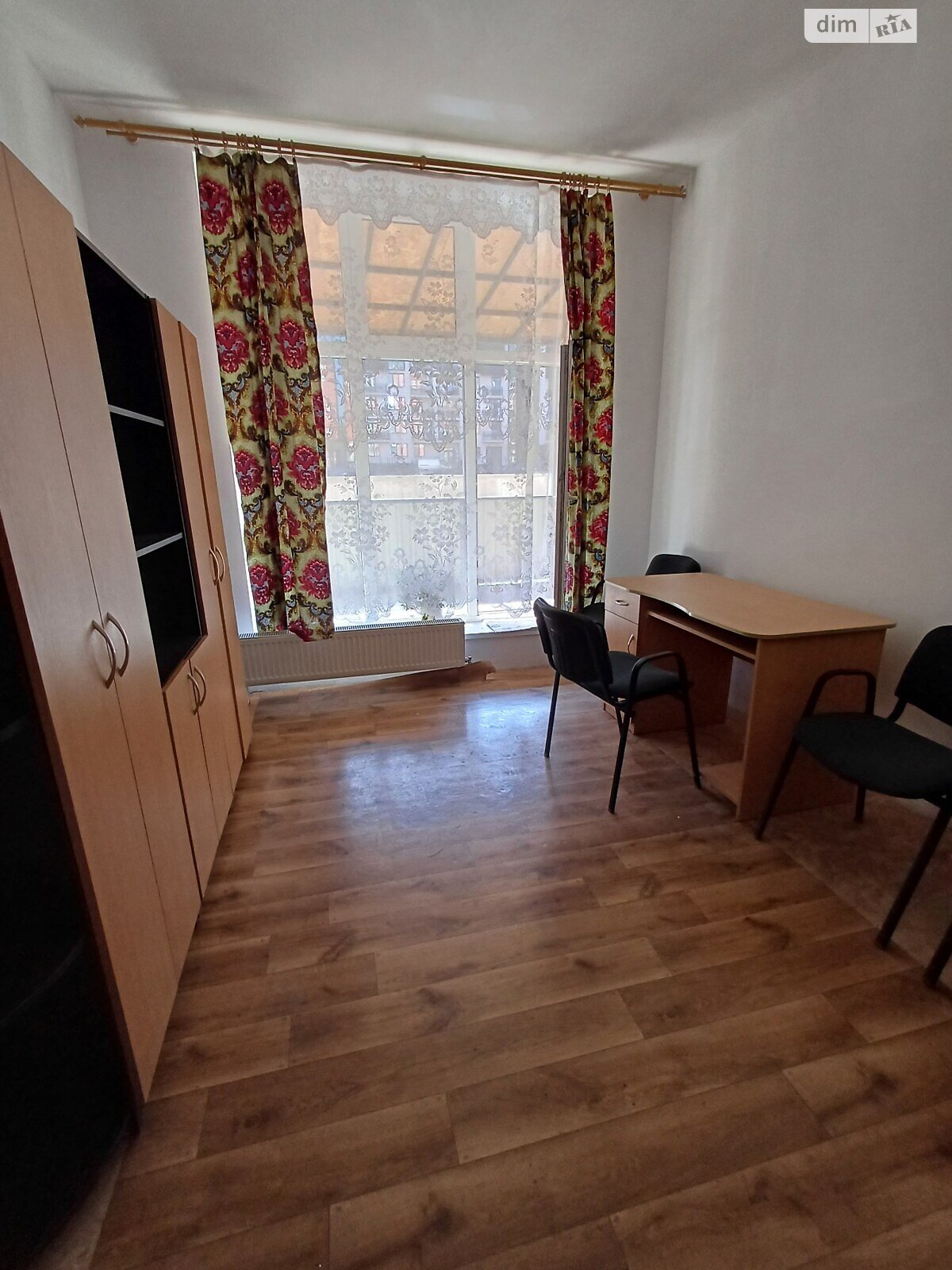 Продаж двокімнатної квартири в Чернівцях, на вул. Чорноморська 4А, район Паркова зона фото 1