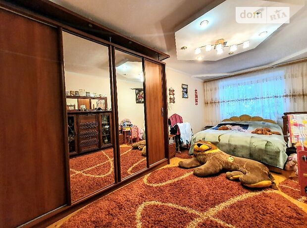 Продаж двокімнатної квартири в Чернівцях на пров. Шпитальний район Паркова зона фото 1 Продаж двокімнатної квартири в Чернівцях на пров. Шпитальний район Паркова зона фото 1
