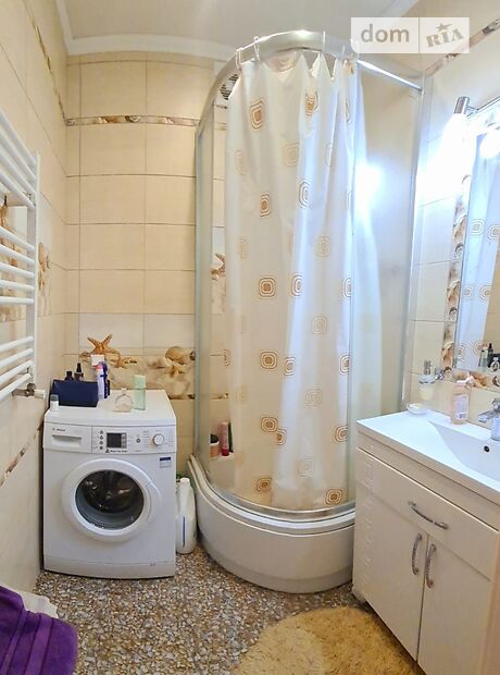 Продажа трехкомнатной квартиры в Черновцах, на ул. Кутузова Михаила фельдмаршала 4 район Парковая зона фото 1 Продажа трехкомнатной квартиры в Черновцах, на ул. Кутузова Михаила фельдмаршала 4 район Парковая зона фото 1