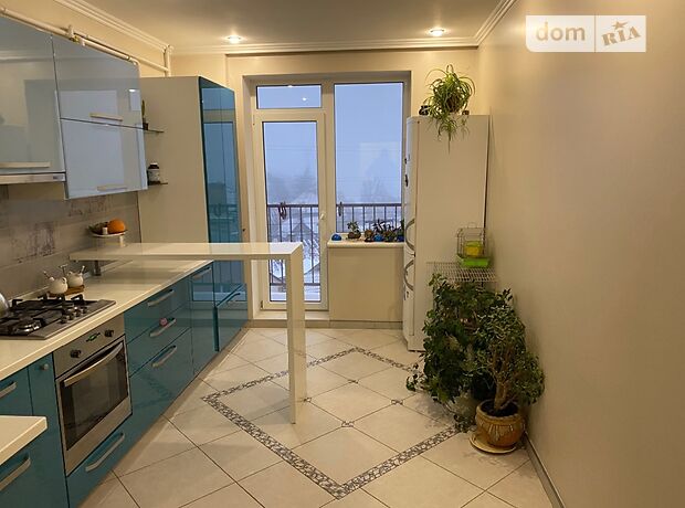 Продажа трехкомнатной квартиры в Черновцах, на Корерника 6, район Парковая зона фото 1 Продажа трехкомнатной квартиры в Черновцах, на Корерника 6, район Парковая зона фото 1