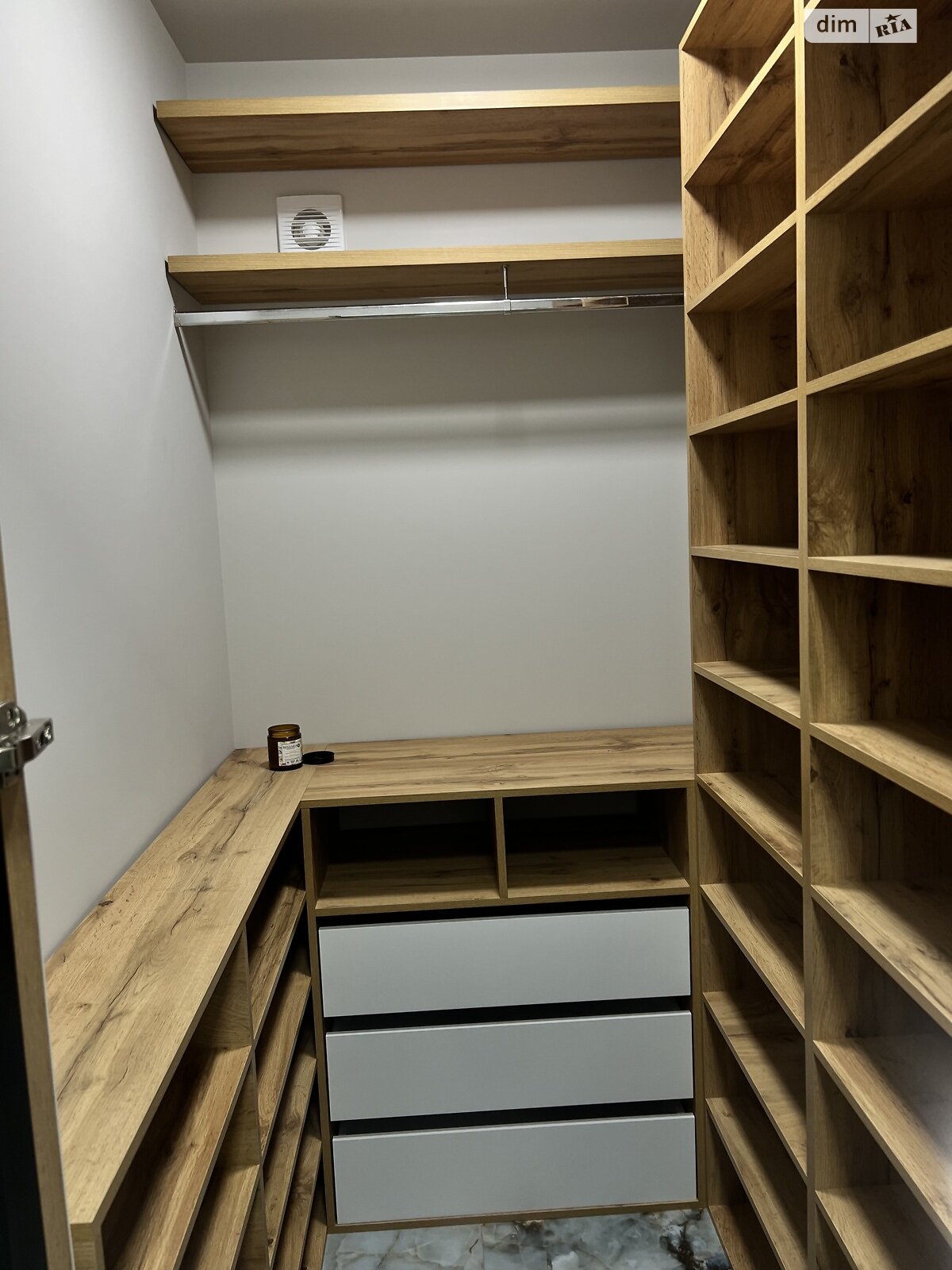 Продажа двухкомнатной квартиры в Черновцах, на ул. Черновола Вячеслава 1 корпус 5, район Первомайский фото 1 Продажа двухкомнатной квартиры в Черновцах, на ул. Черновола Вячеслава 1 корпус 5, район Первомайский фото 1