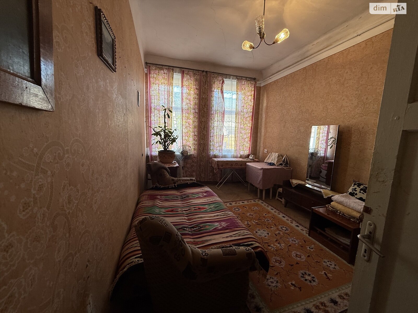Продажа двухкомнатной квартиры в Черновцах, на ул. Фучика Юлиуса 26, район Первомайский фото 1 Продажа двухкомнатной квартиры в Черновцах, на ул. Фучика Юлиуса 26, район Первомайский фото 1
