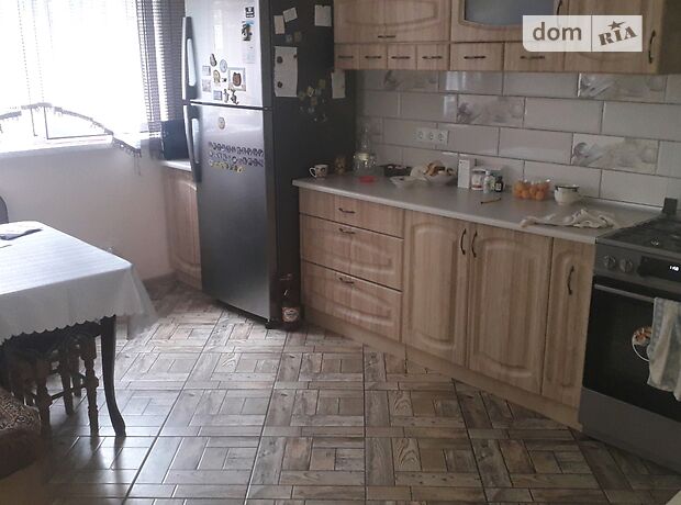 Продажа трехкомнатной квартиры в Черновцах, на ул. Гагарина Юрия 56, район Первомайский фото 1 Продажа трехкомнатной квартиры в Черновцах, на ул. Гагарина Юрия 56, район Первомайский фото 1