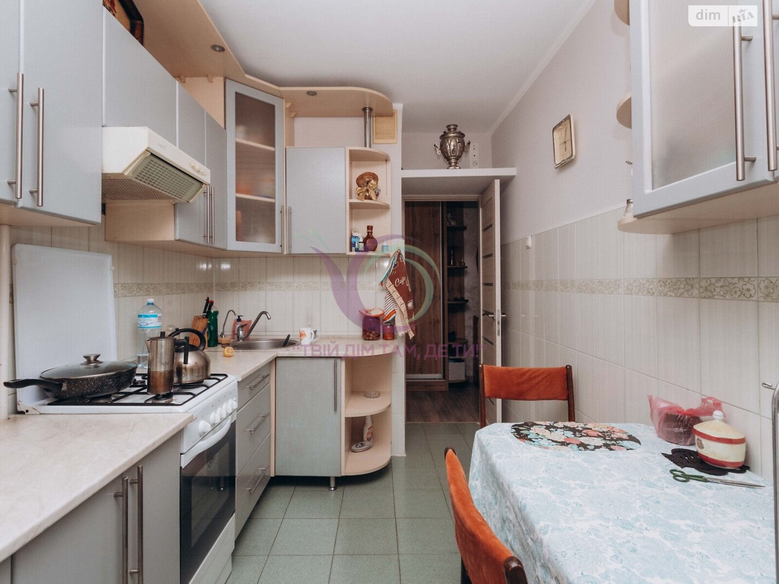 Продажа трехкомнатной квартиры в Черновцах, на ул. Главная, район Первомайский фото 1