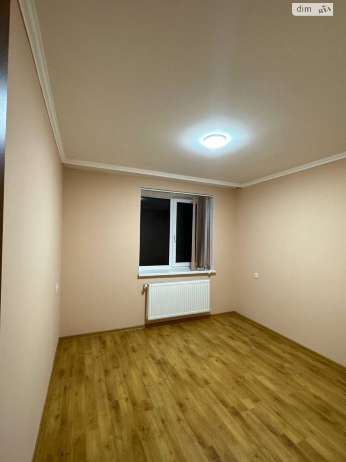 Продажа трехкомнатной квартиры в Черновцах, на пер. Мира 13, район Первомайский фото 1