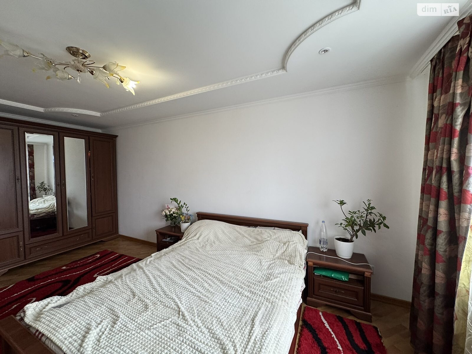 Продажа трехкомнатной квартиры в Черновцах, на ул. Миргородская 9, район Первомайский фото 1 Продажа трехкомнатной квартиры в Черновцах, на ул. Миргородская 9, район Первомайский фото 1
