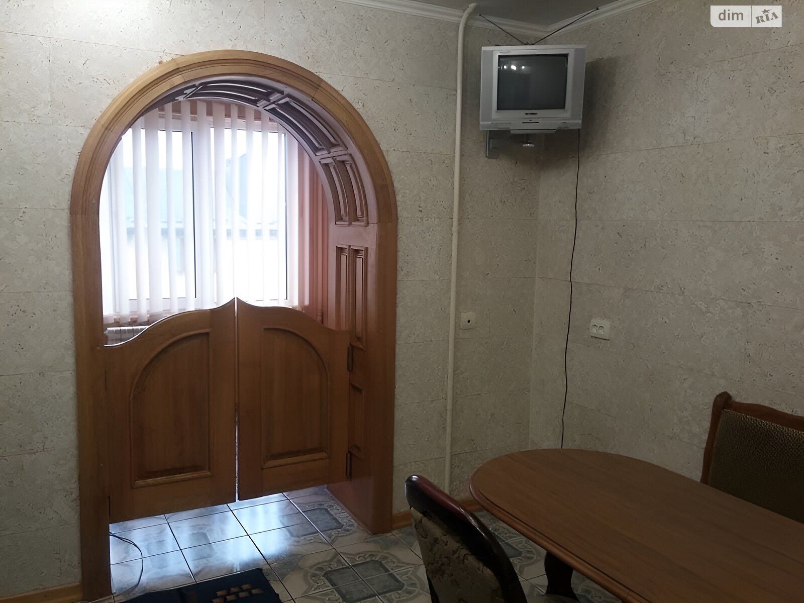 Продажа трехкомнатной квартиры в Черновцах, на ул. Миргородская 9, район Первомайский фото 1 Продажа трехкомнатной квартиры в Черновцах, на ул. Миргородская 9, район Первомайский фото 1