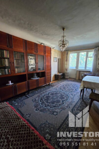 Продажа трехкомнатной квартиры в Черновцах, на просп. Независимости 42, район Первомайский фото 2