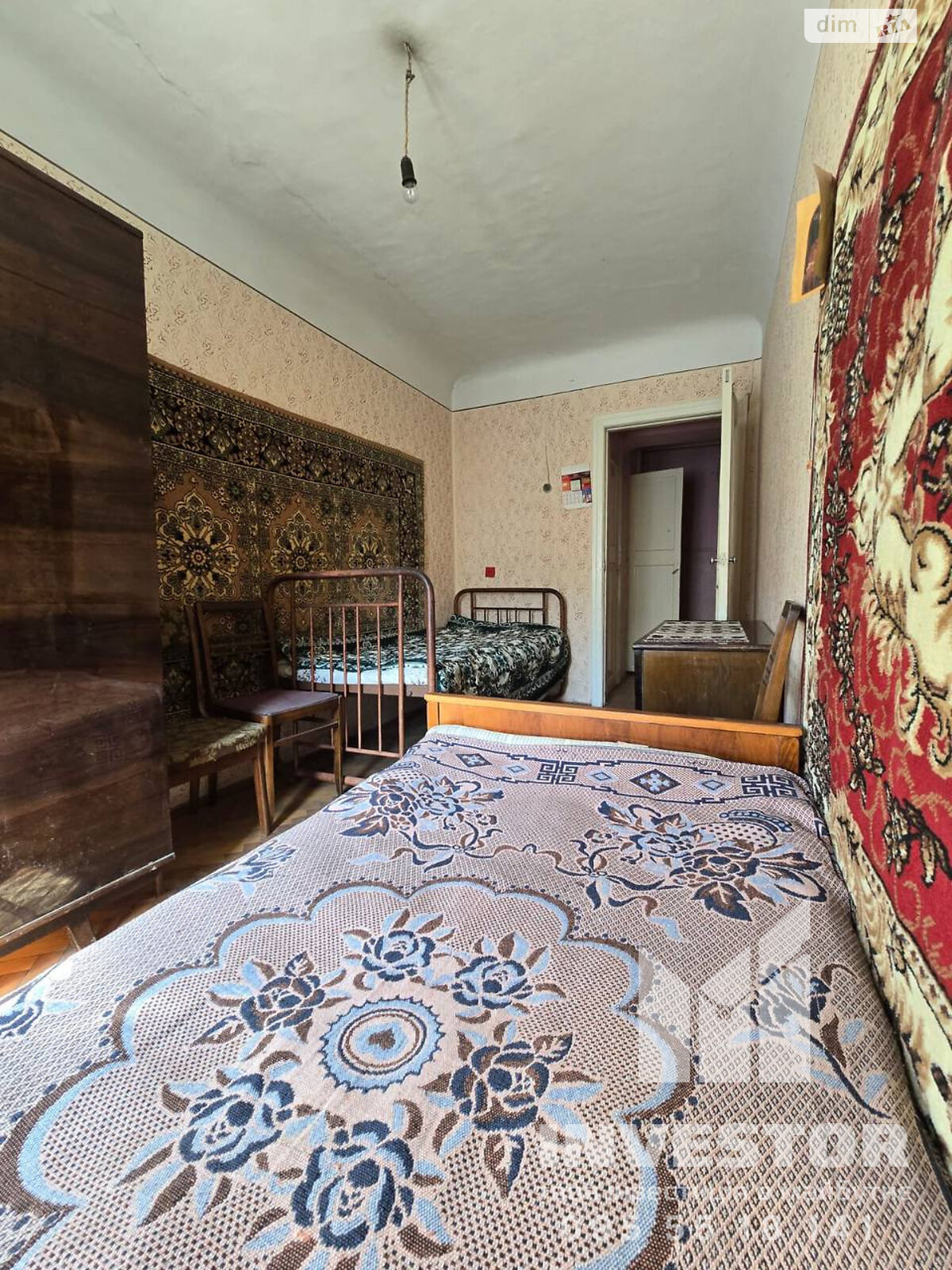 Продажа трехкомнатной квартиры в Черновцах, на просп. Независимости 42, район Первомайский фото 1 Продажа трехкомнатной квартиры в Черновцах, на просп. Независимости 42, район Первомайский фото 1