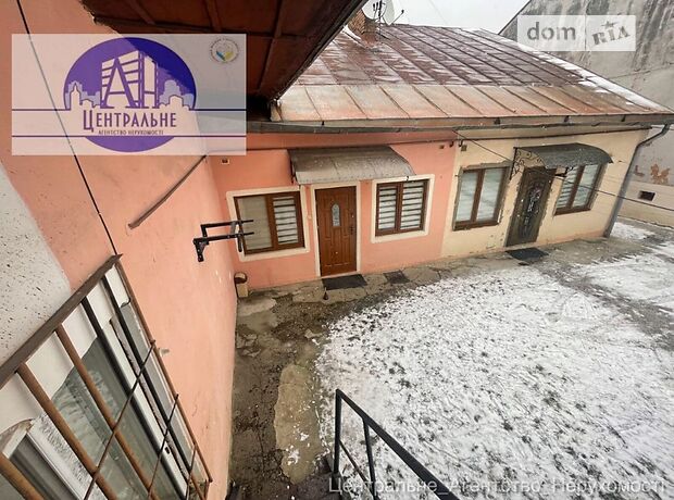 Продажа трехкомнатной квартиры в Черновцах, на ул. Русская район Первомайский фото 1 Продажа трехкомнатной квартиры в Черновцах, на ул. Русская район Первомайский фото 1