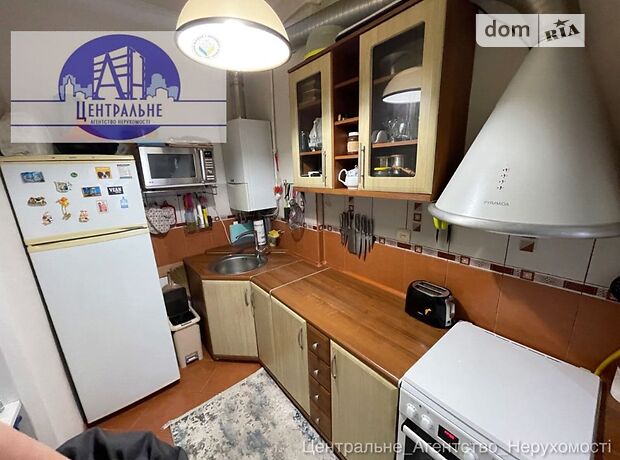 Продажа трехкомнатной квартиры в Черновцах, на ул. Русская район Первомайский фото 1 Продажа трехкомнатной квартиры в Черновцах, на ул. Русская район Первомайский фото 1