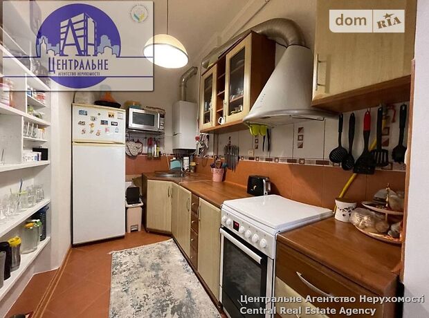 Продажа трехкомнатной квартиры в Черновцах, на ул. Русская район Первомайский фото 1 Продажа трехкомнатной квартиры в Черновцах, на ул. Русская район Первомайский фото 1