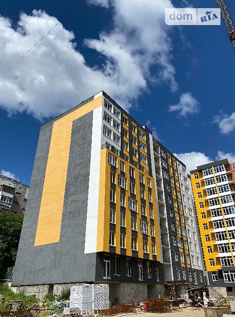 Продаж трикімнатної квартири в Чернівцях, на вул. Руська 219, район Першотравневий фото 1