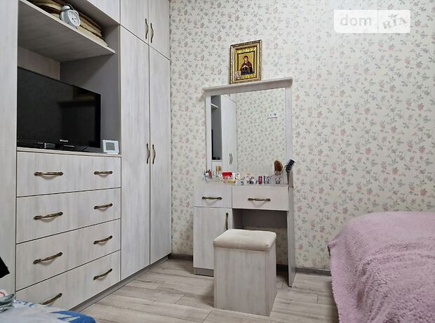 Продаж двокімнатної квартири в Чернівцях на вул. Руська 59, кв. 4, район Першотравневий фото 1 Продаж двокімнатної квартири в Чернівцях на вул. Руська 59, кв. 4, район Першотравневий фото 1