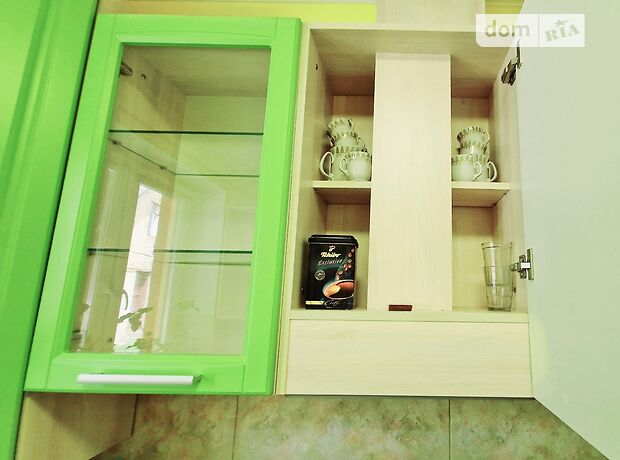 Продаж двокімнатної квартири в Чернівцях на вул. Руська 59, кв. 4, район Першотравневий фото 1 Продаж двокімнатної квартири в Чернівцях на вул. Руська 59, кв. 4, район Першотравневий фото 1