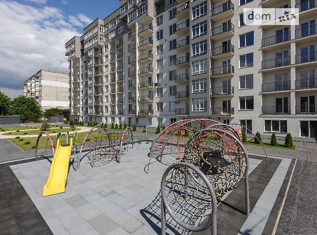 Продажа трехкомнатной квартиры в Черновцах, на ул. Русская, район Первомайский фото 1 Продажа трехкомнатной квартиры в Черновцах, на ул. Русская, район Первомайский фото 1