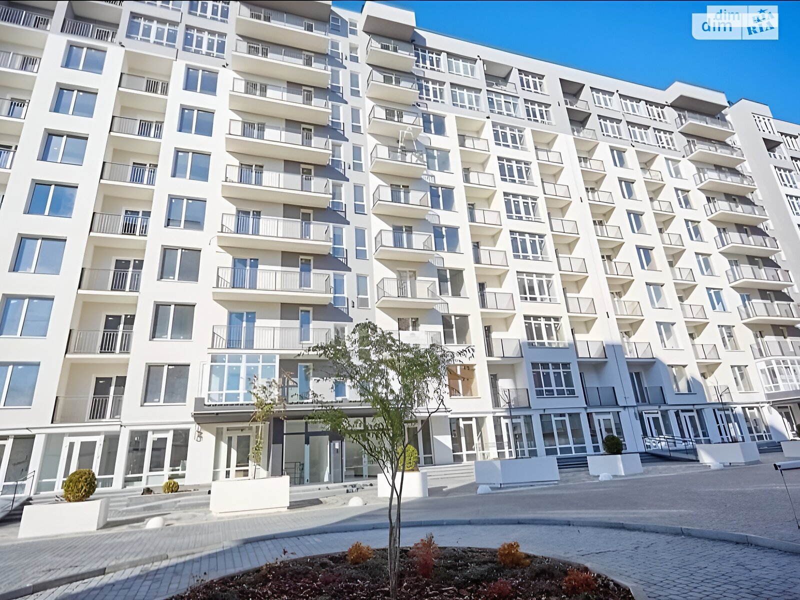 Продажа однокомнатной квартиры в Черновцах, на ул. Русская 211, район Первомайский фото 1 Продажа однокомнатной квартиры в Черновцах, на ул. Русская 211, район Первомайский фото 1